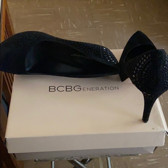 NEVER WORN, BCBGeneration “Prism” platform pump - Picture 2 of 5